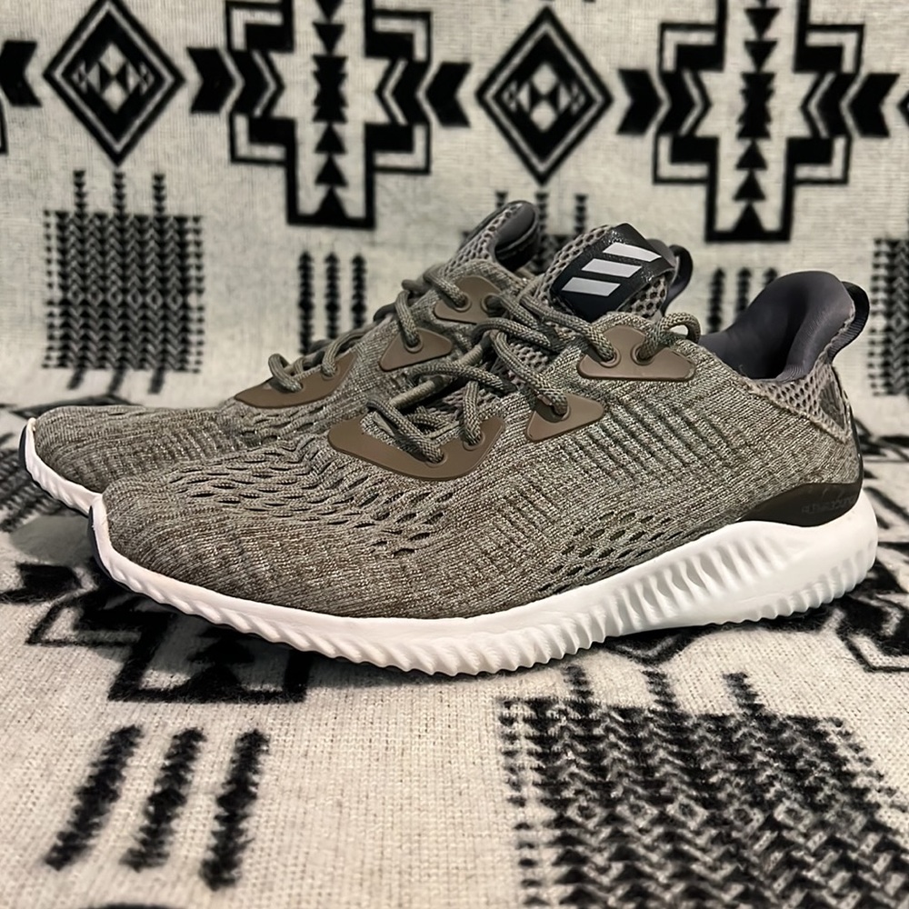 Adidas Alpha Bounce - image 3